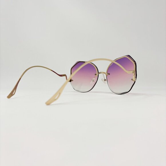 Oversized Graduated Purple to Clear Sunglasses - Picture 7 of 12